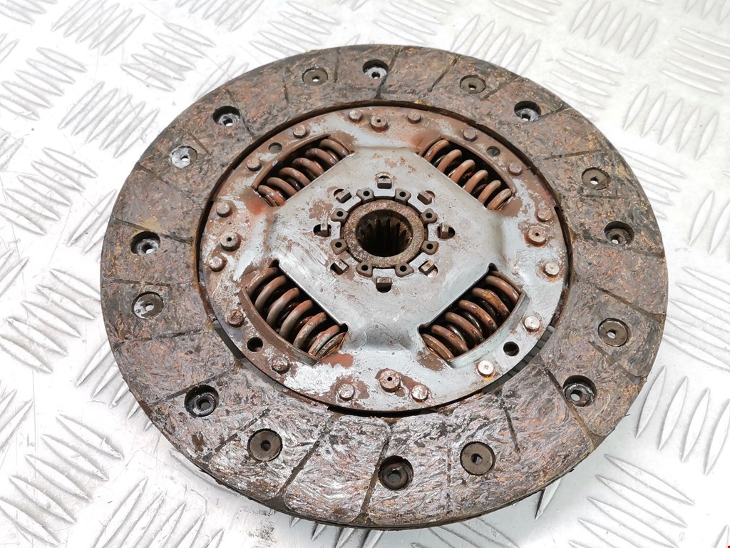 Маховик (демпфер сцепления) OPEL Corsa C 2000-2006