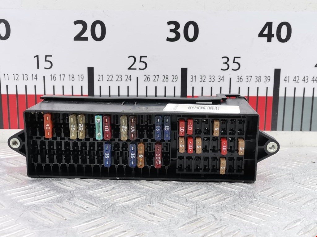 Датчик уровня в бачок омывателя VOLKSWAGEN Touran 2003-2010