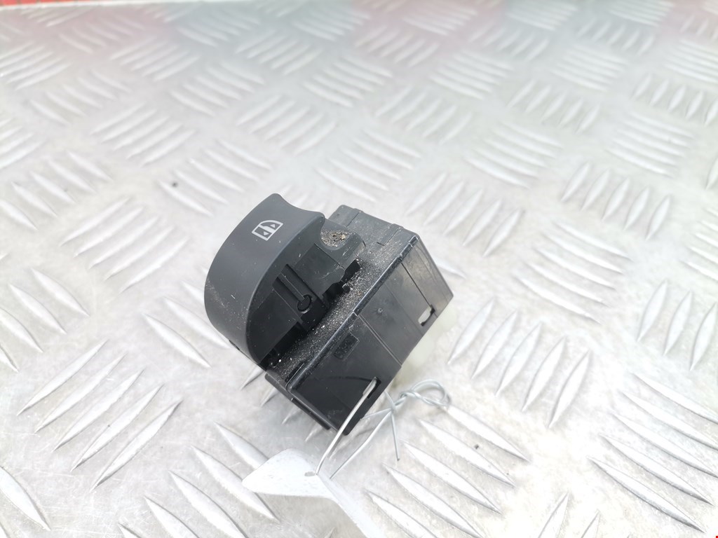 Кнопка стеклоподъемника Renault Koleos (2008-2016)