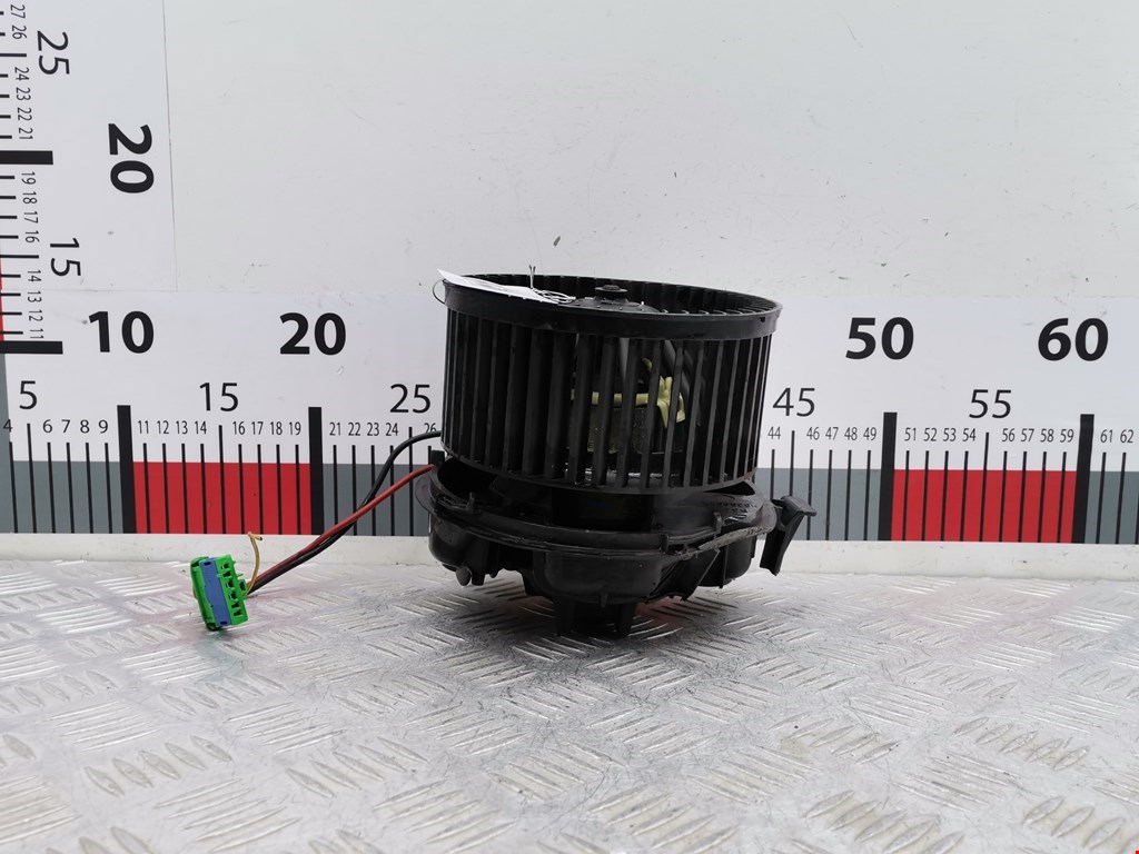 Моторчик (мотор) отопителя салона RENAULT Megane II 2002-2009