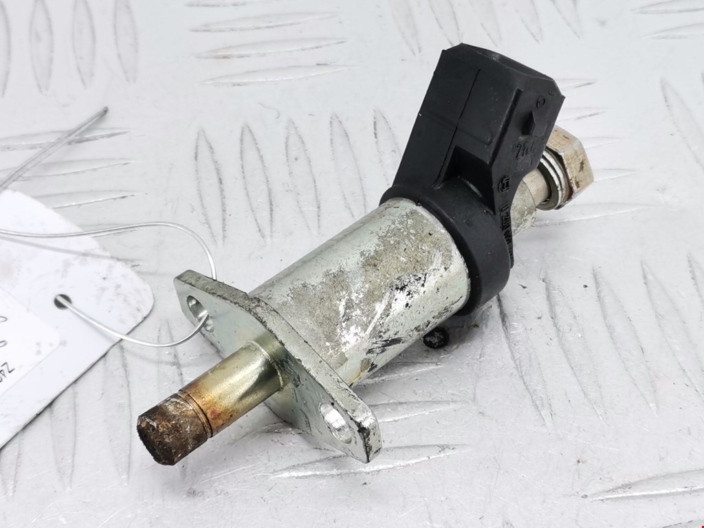 Форсунка бензиновая электрическая Audi 80 B4 (1991-1996)