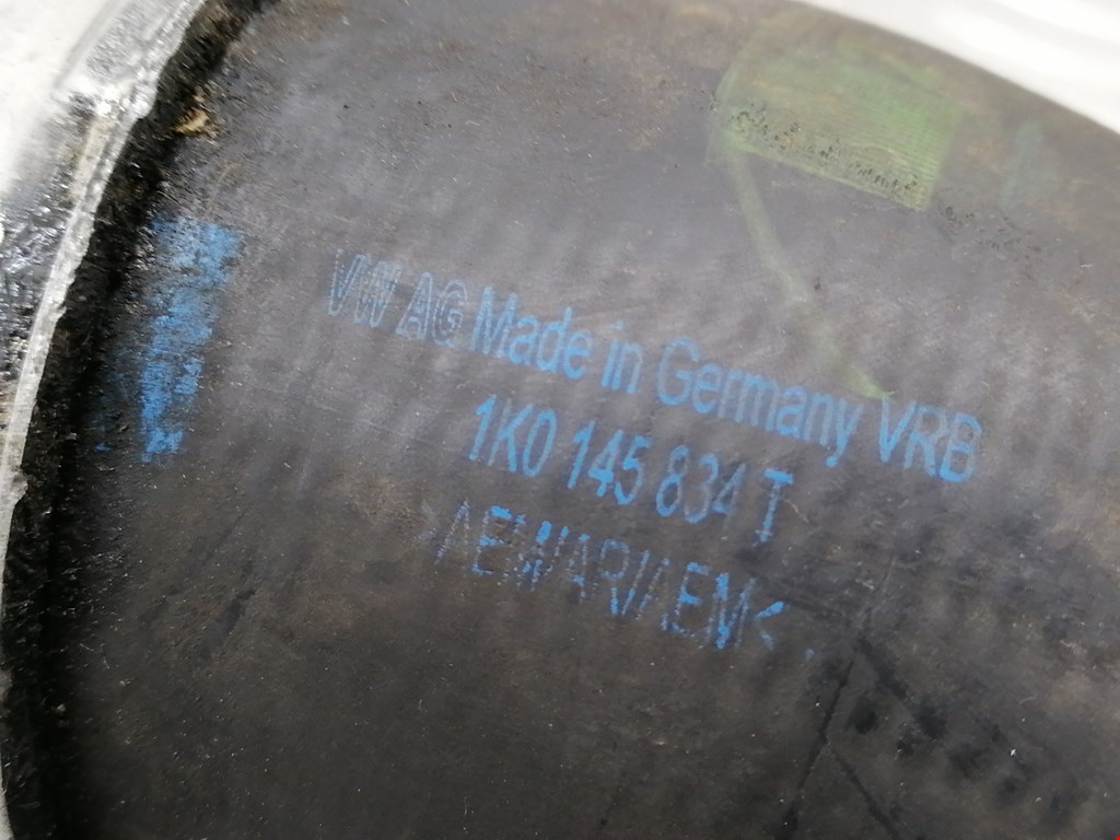 Патрубок интеркулера VOLKSWAGEN Passat B6 2005-2011