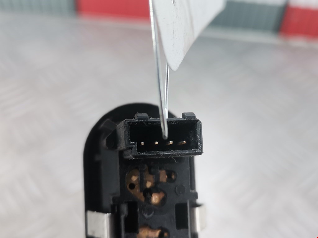 Кнопка стеклоподъемника OPEL Astra G 1998-2005