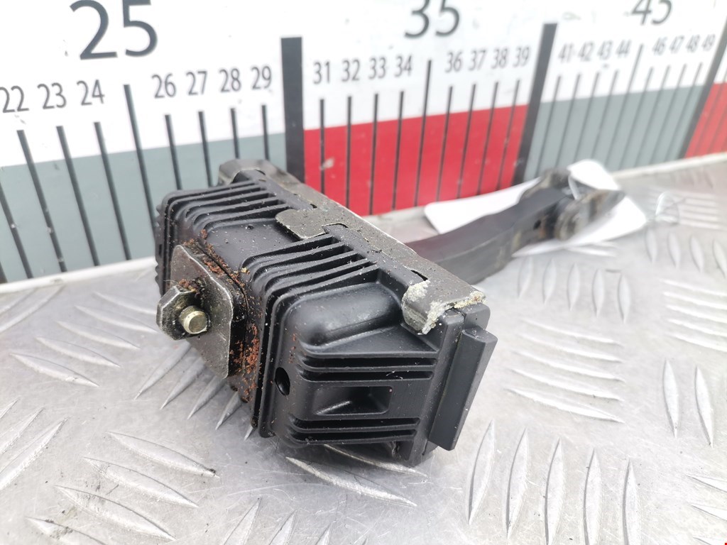 Ограничитель открывания двери BMW X5 E53 1999-2006