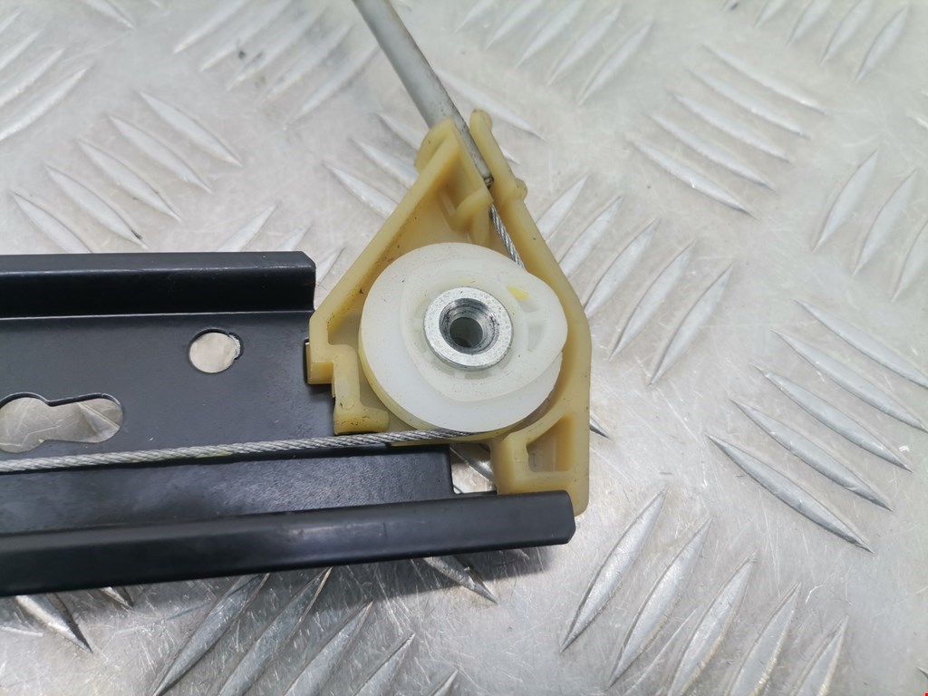 Стеклоподъемник задний левый AUDI A4 B6 2001-2005