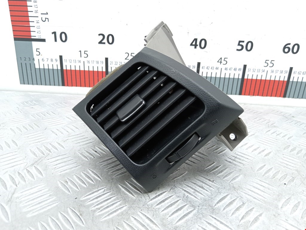 Дефлектор воздушный MITSUBISHI Grandis 2003-2011