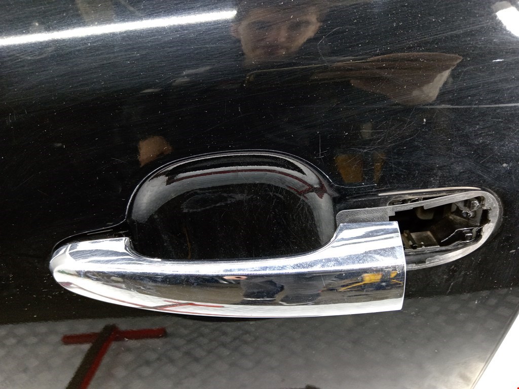 Дверь передняя левая KIA Sorento 2009-2021