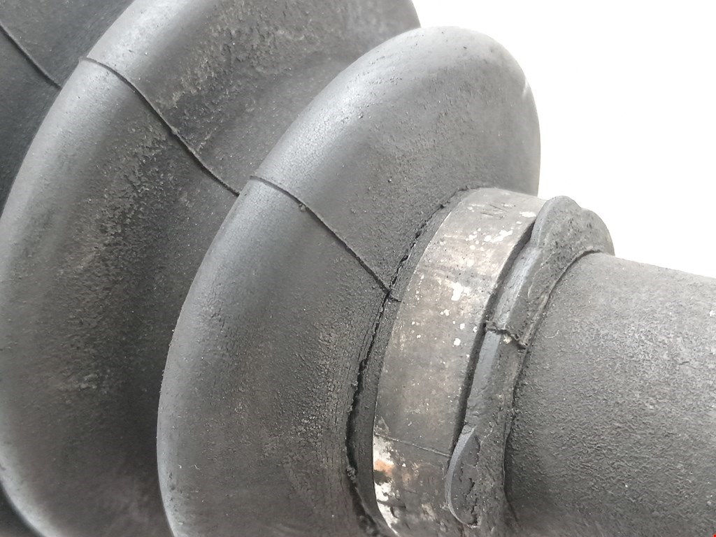 Полуось (привод, приводной вал) передняя левая VOLVO C30 2006-2013