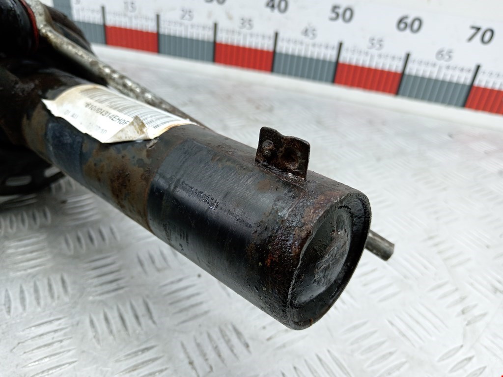 Амортизатор передний правый VOLKSWAGEN Touran 2003-2010