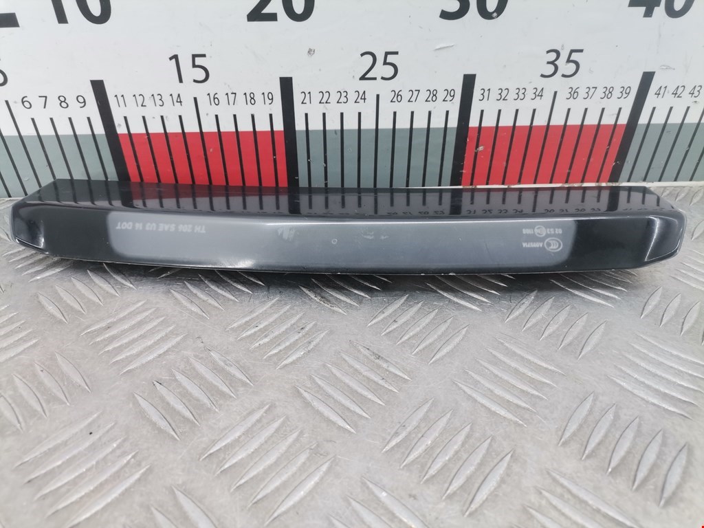 Фонарь дополнительный тормозной (стоп-сигнал) Opel Astra K (2015-2021)