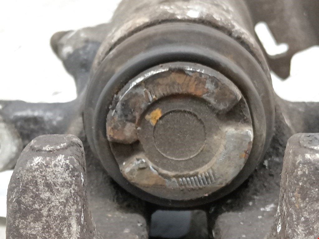 Суппорт задний правый OPEL Astra H/Family 2004-2015