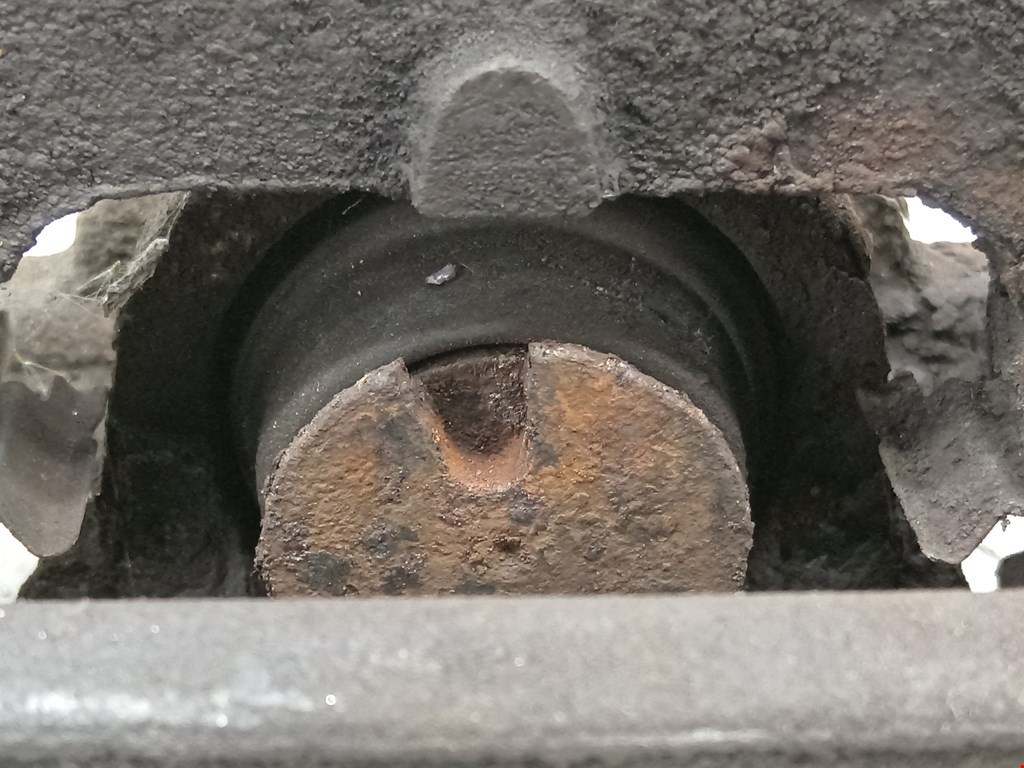 Суппорт задний правый FORD Mondeo III 2000-2007