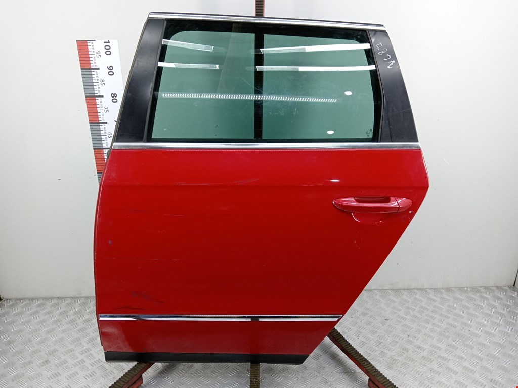 Обшивка (карта) двери задней левой Volkswagen Passat 6 (2005-2010)