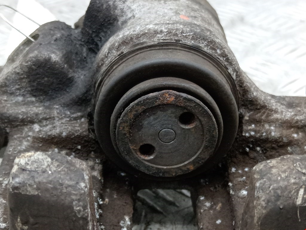 Суппорт задний правый VOLVO C30 2006-2013