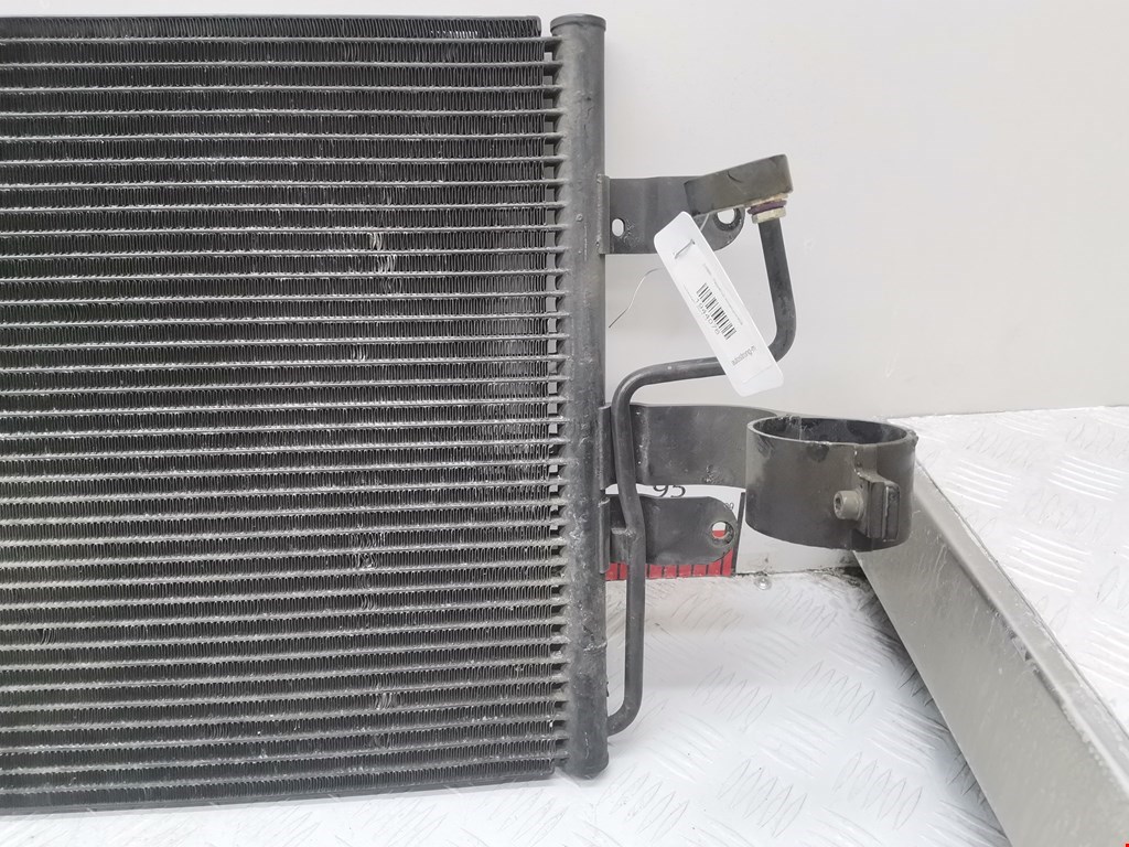 Радиатор кондиционера VOLKSWAGEN Golf IV 1997-2003