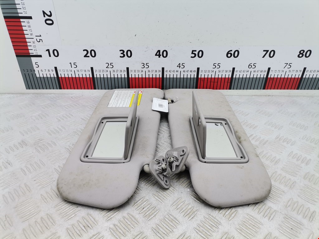 Козырек солнцезащитный MITSUBISHI Grandis 2003-2011