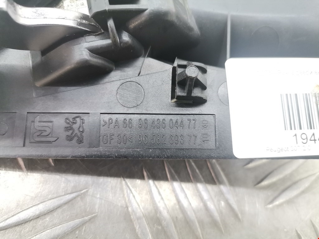 Ручка дверная передняя внутренняя правая PEUGEOT 307 2001-2008