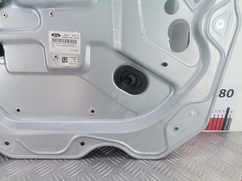 Стеклоподъемник передний правый FORD Kuga 2008-2012