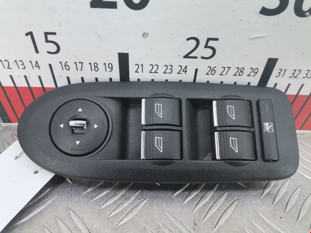 Блок управления стеклоподъемниками FORD Kuga 2008-2012