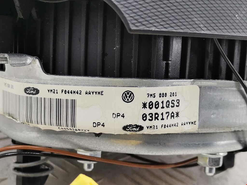 Подушка безопасности в рулевое колесо FORD Galaxy 1995-2005