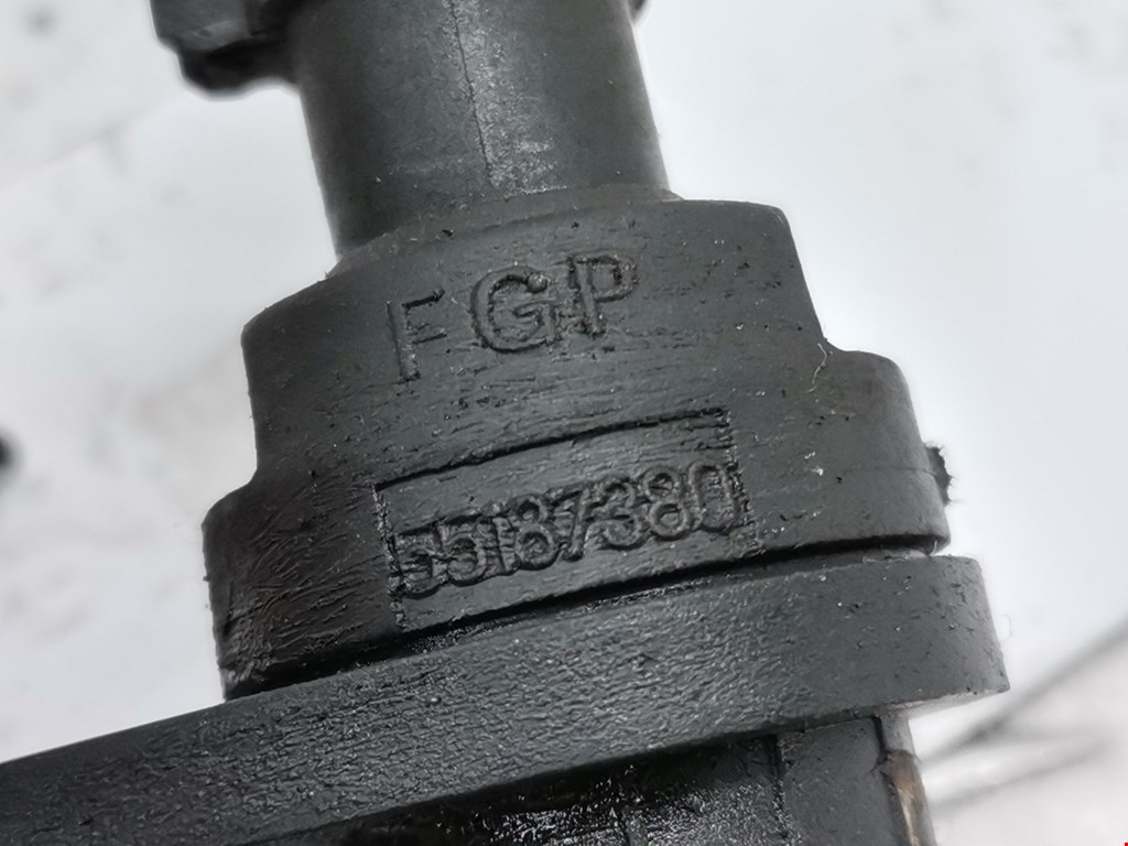 Датчик положения коленвала FIAT Grande Punto 2005-2009