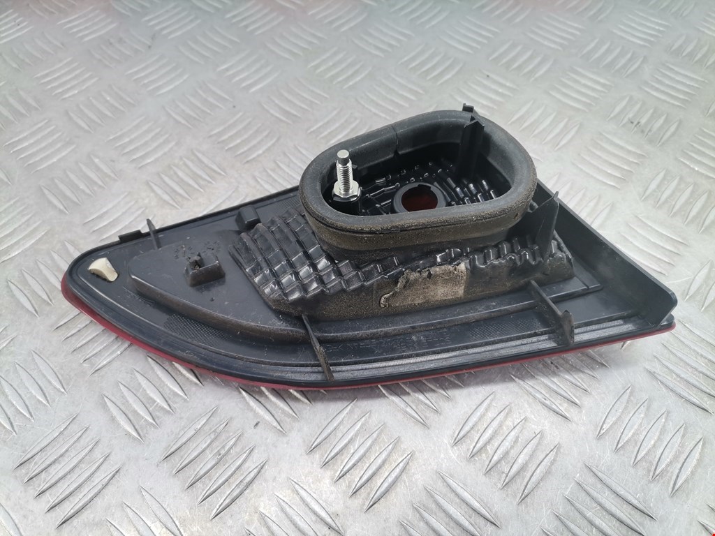 Фонарь задний внутренний правый RENAULT Scenic III 2010-2015