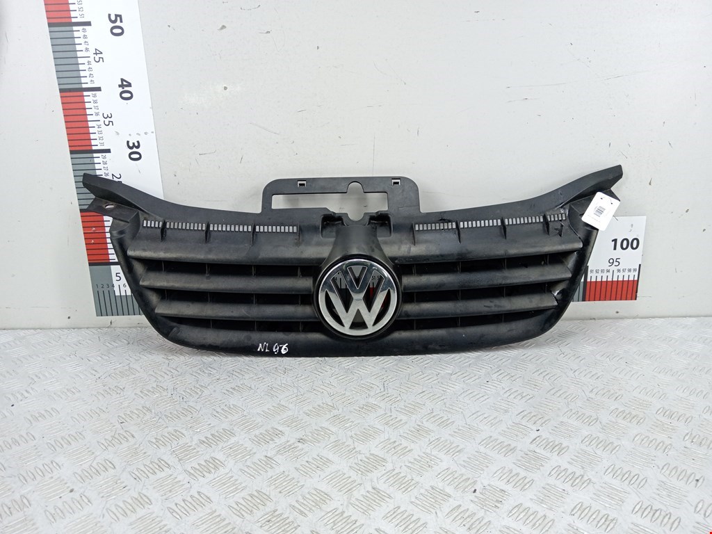 Решетка радиатора VOLKSWAGEN Touran 2003-2010