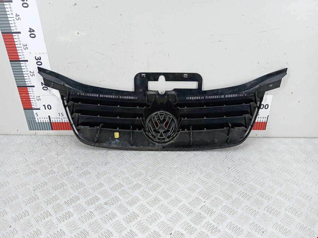 Решетка радиатора VOLKSWAGEN Touran 2003-2010