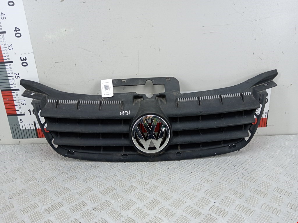 Решетка радиатора VOLKSWAGEN Touran 2003-2010