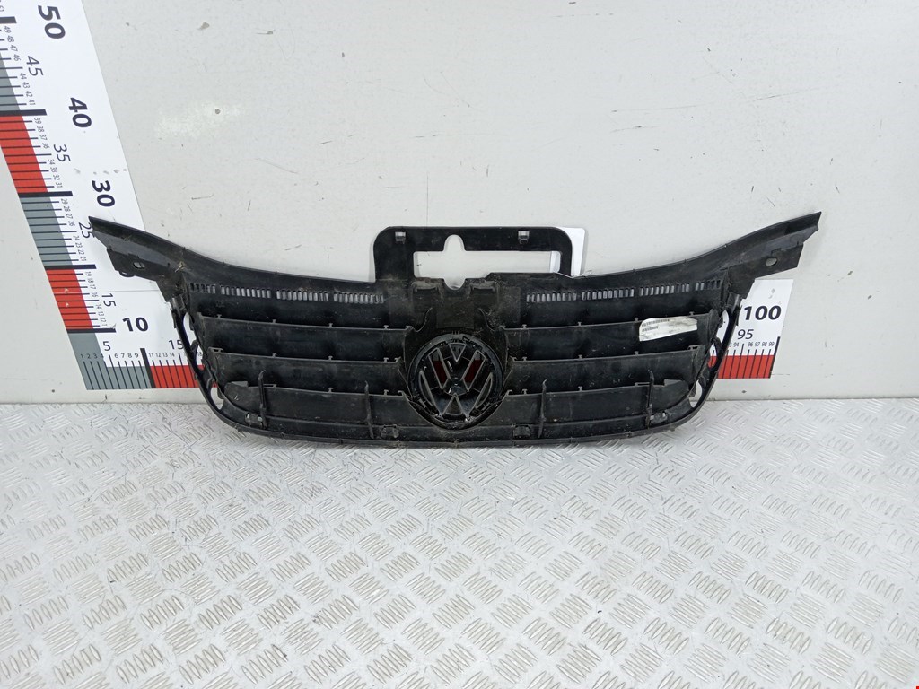 Решетка радиатора VOLKSWAGEN Touran 2003-2010
