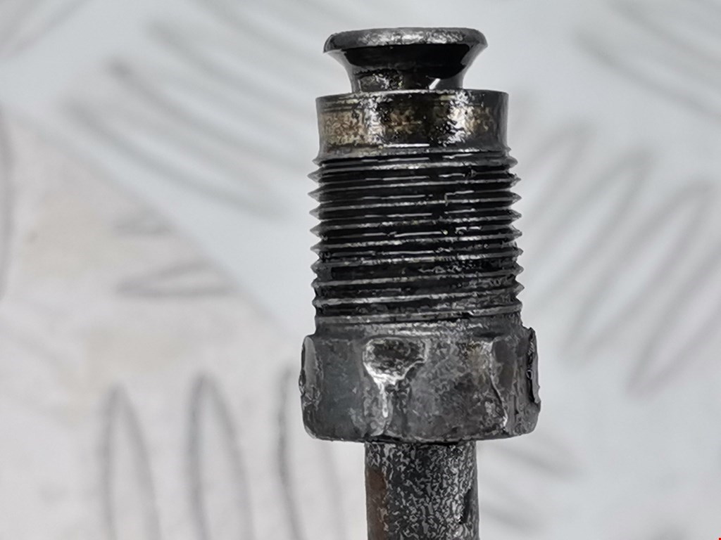 Трубка нагнетателя MITSUBISHI L200 K6,K7 1996-2006