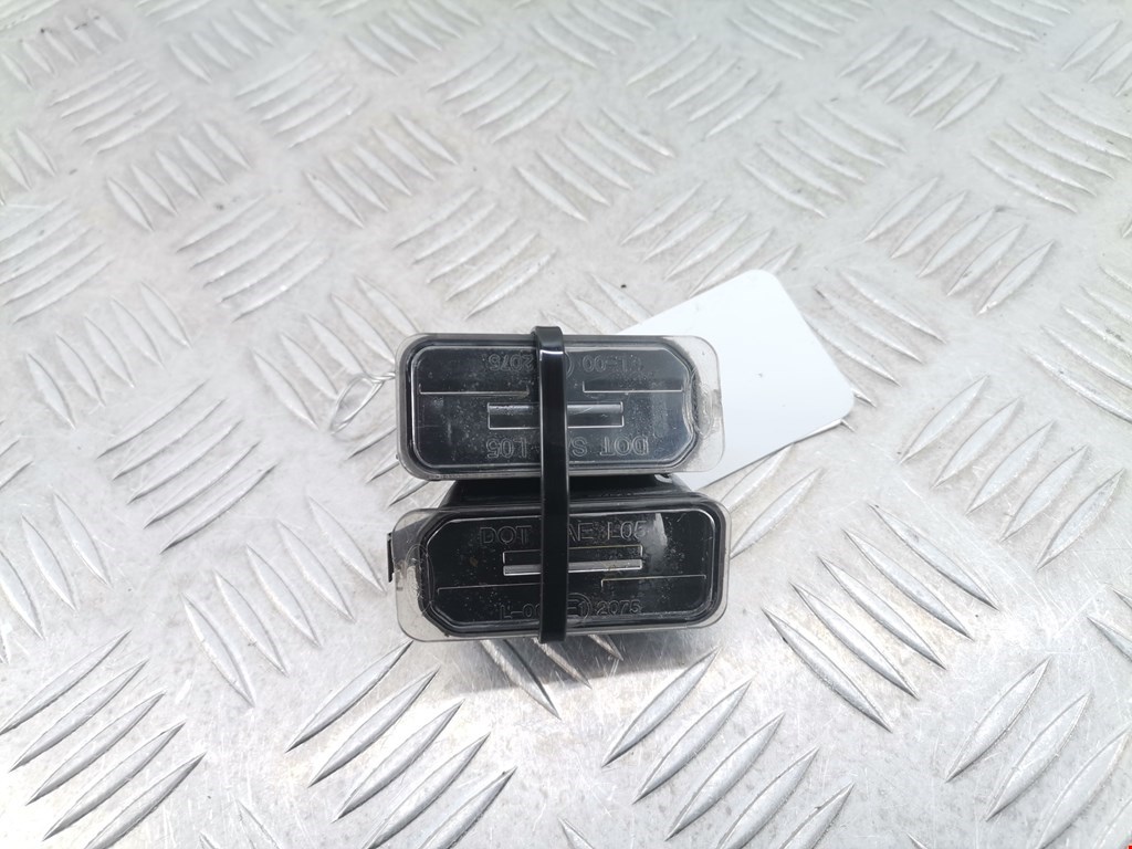 Фонарь подсветки номера FORD Kuga 2008-2012