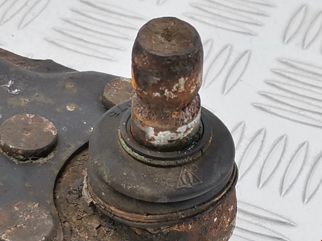 Рычаг передний правый OPEL Astra G 1998-2005