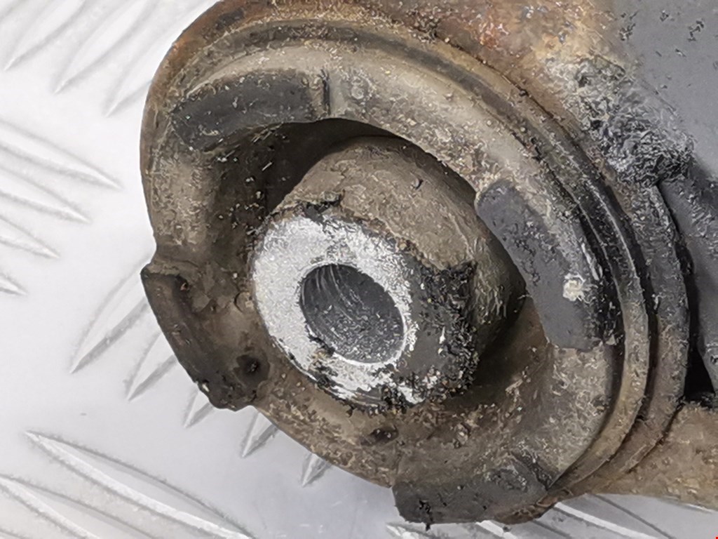 Рычаг передний правый OPEL Astra G 1998-2005