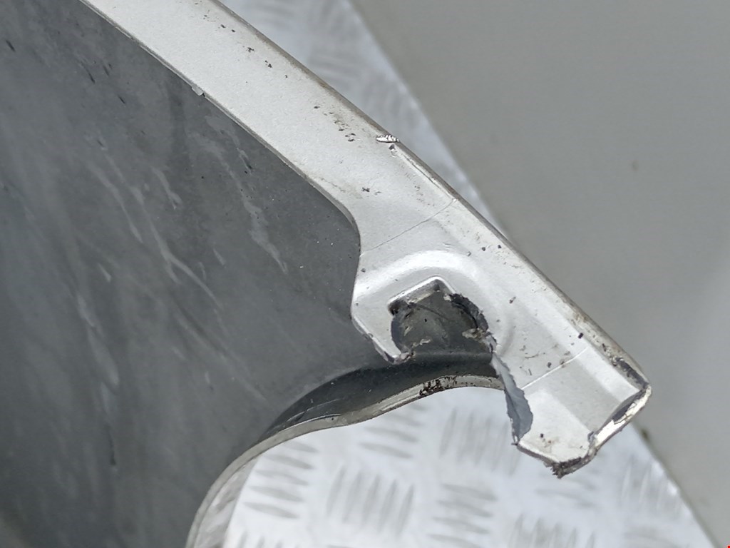 Бампер задний MITSUBISHI Grandis 2003-2011