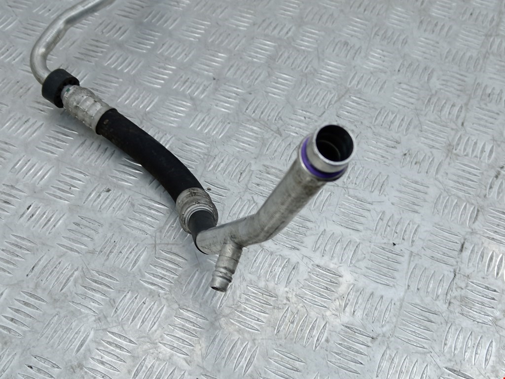 Трубка кондиционера AUDI A4 B6 2001-2005