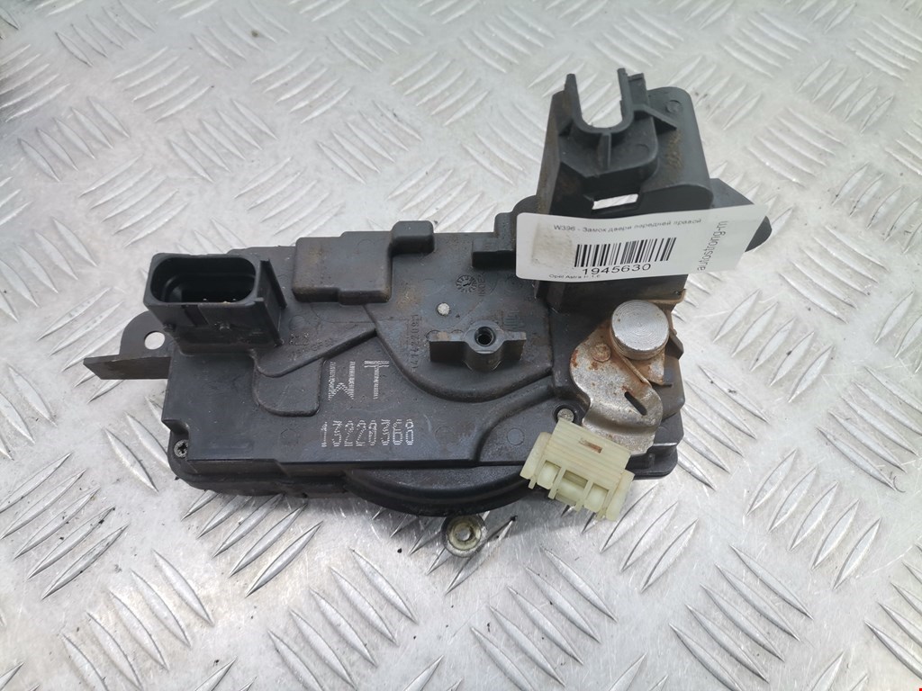 Замок двери передней правой OPEL Astra H/Family 2004-2015