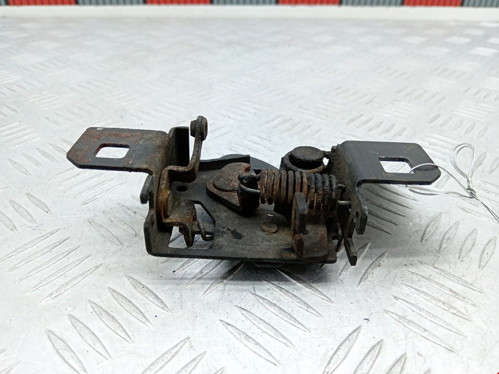 Замок капота SEAT Alhambra 1996-2010