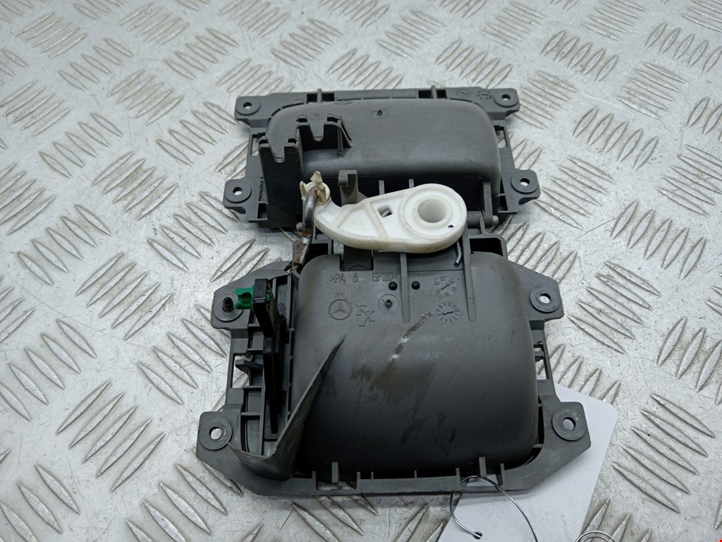 Ручка дверная задняя внутренняя правая MERCEDES-BENZ Sprinter 906 2006-2018