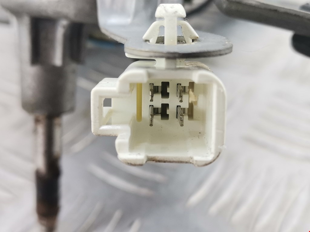 Моторчик стеклоочистителя задний TOYOTA Prius II XW20 2003-2012