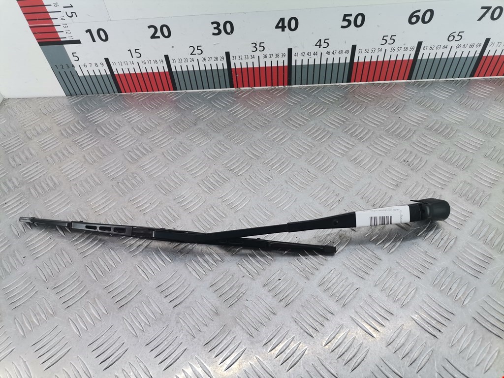 Поводок дворника задний (заднего) TOYOTA Prius II XW20 2003-2012