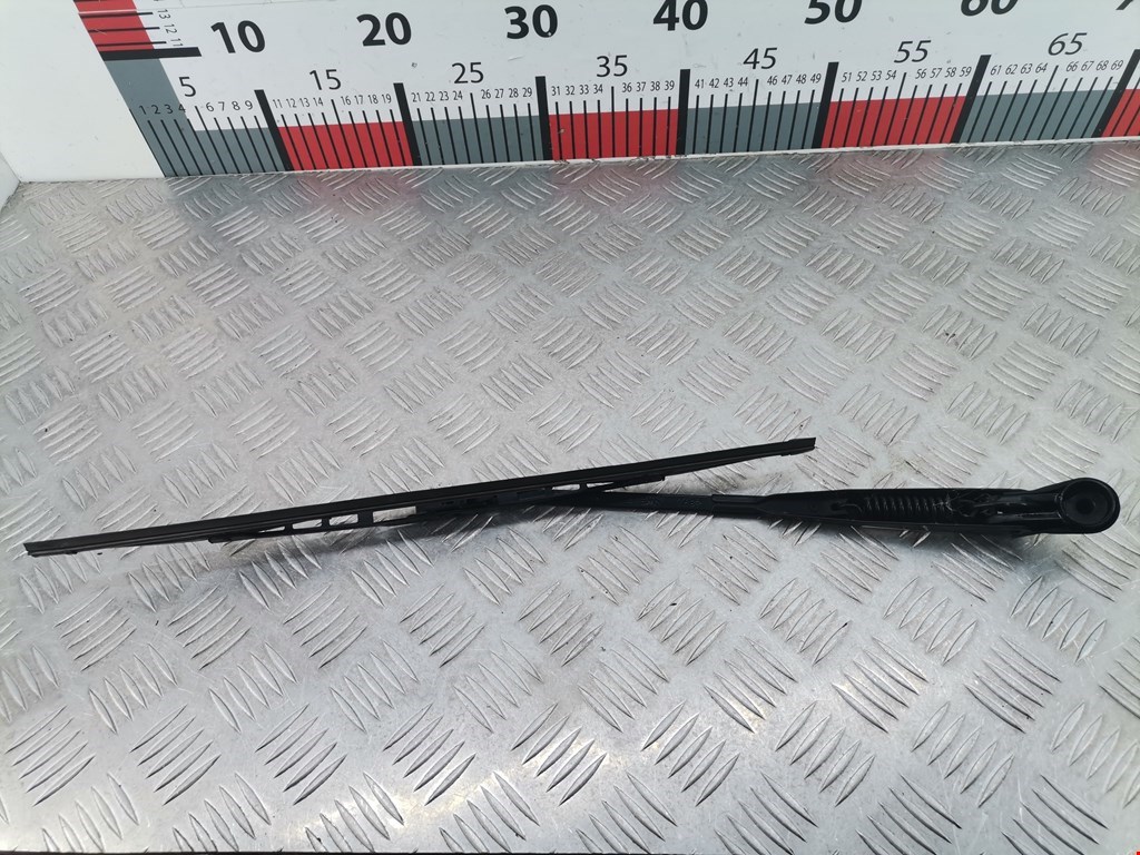 Поводок дворника задний (заднего) TOYOTA Prius II XW20 2003-2012