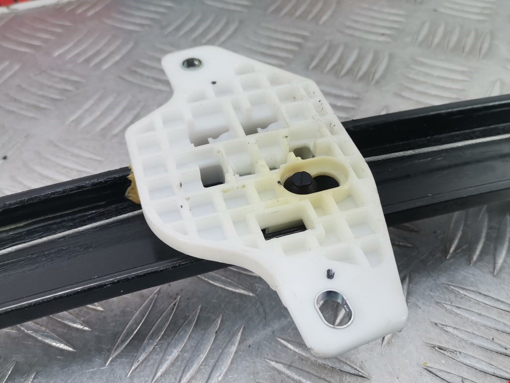 Стеклоподъемник задний левый CHEVROLET Spark 2010-2015