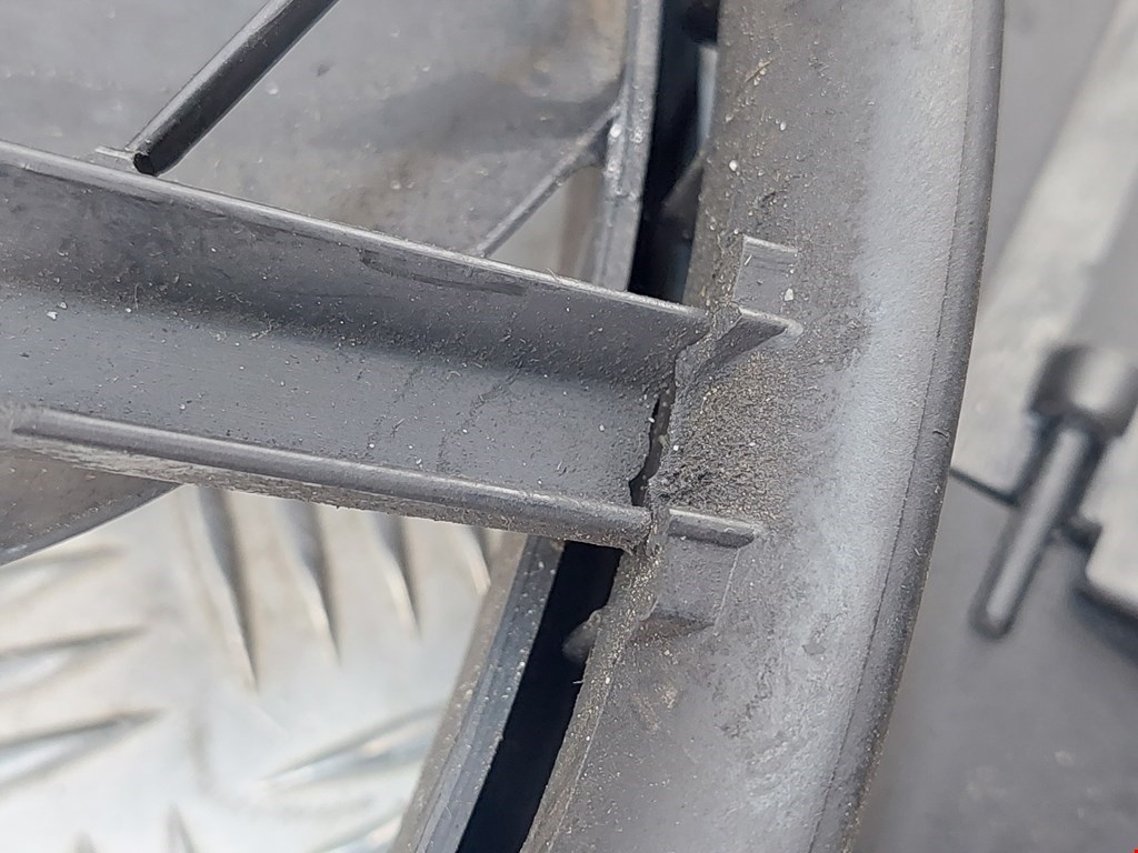 Вентилятор радиатора основного SEAT Alhambra 1996-2010