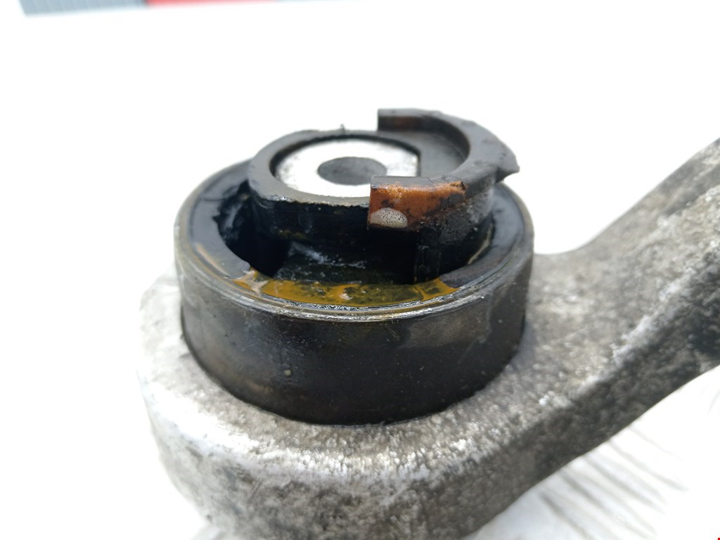 Рычаг передний правый AUDI A4 B6 2001-2005