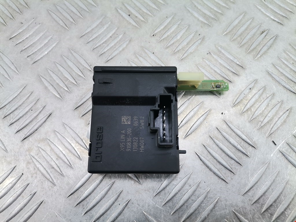 Блок комфорта RENAULT Megane III 2009-2016