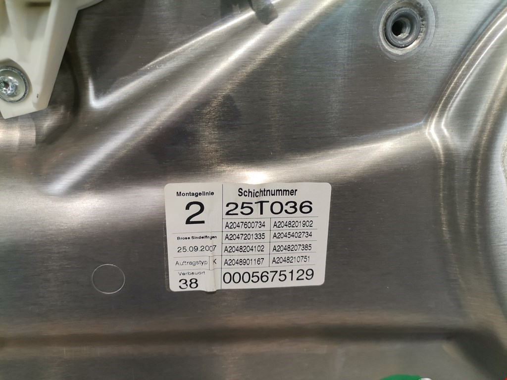 Стеклоподъемник передний левый MERCEDES-BENZ C-Class C-klasse W204 2007-2015