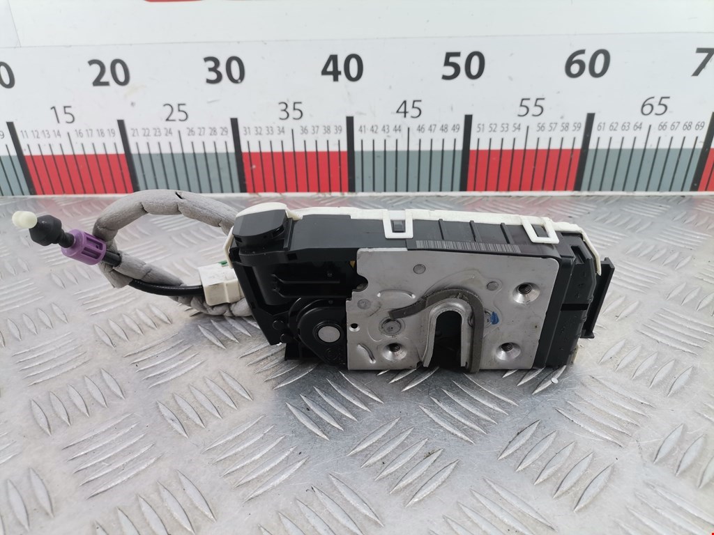 Замок двери передней левой MERCEDES-BENZ C-Class C-klasse W204 2007-2015