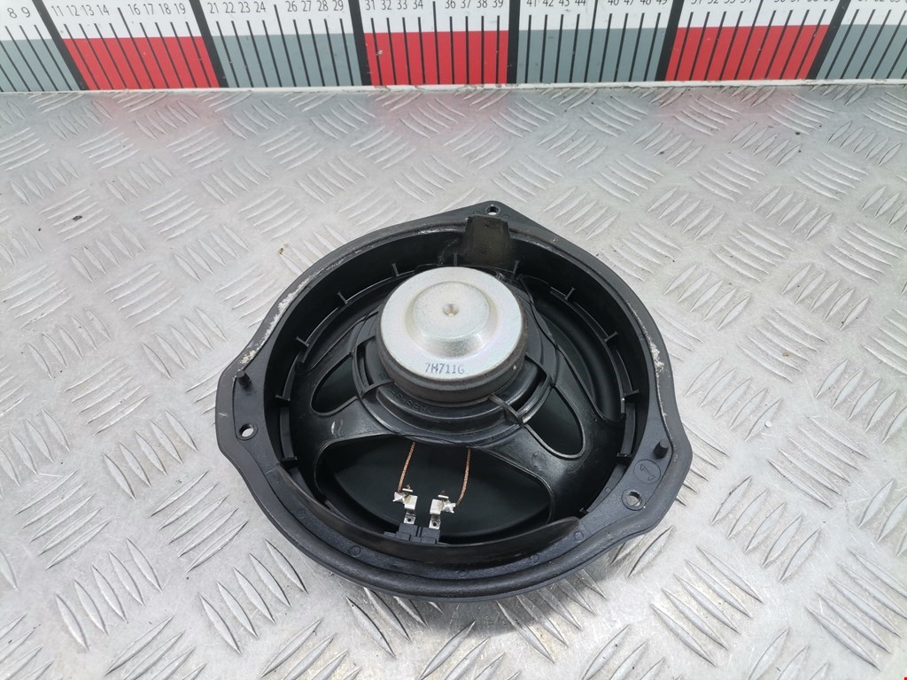 Динамик MERCEDES-BENZ C-Class C-klasse W204 2007-2015