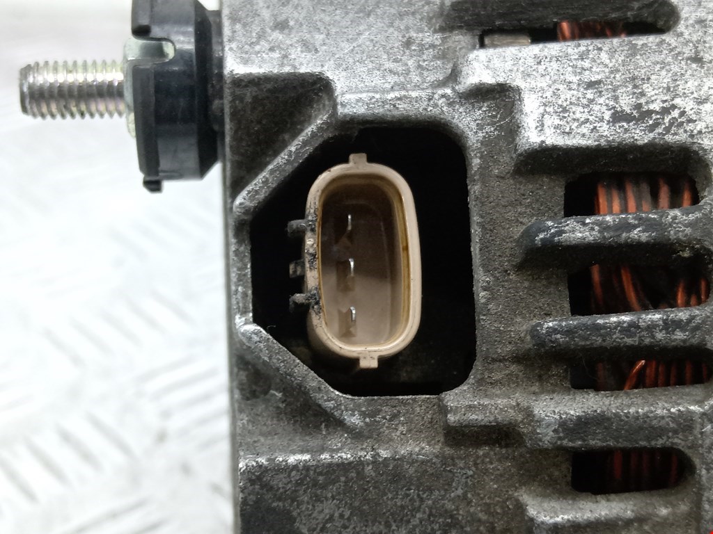 Генератор NISSAN Note E11 2005-2014